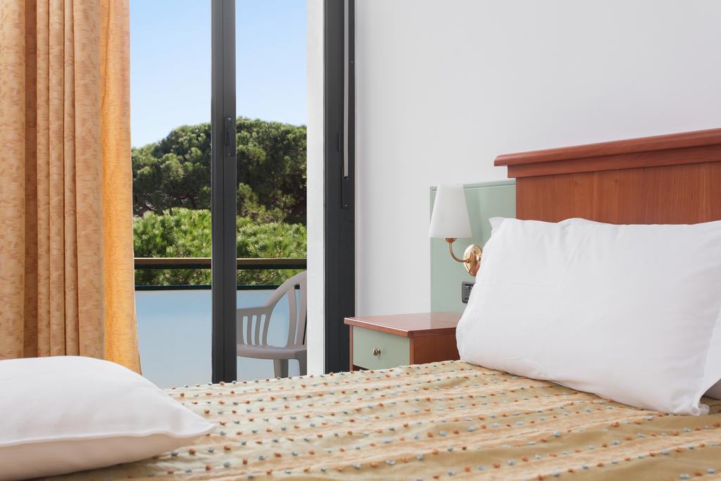 Hotel Zeus Cesenatico Cameră foto